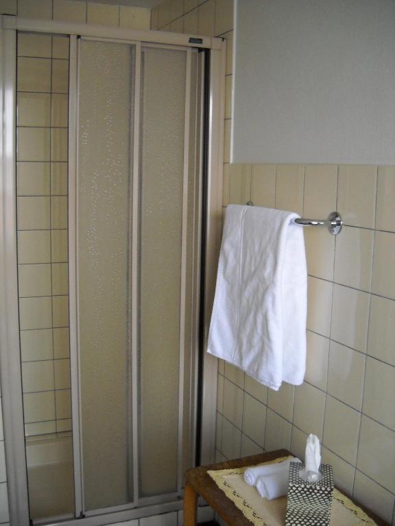 Hotel Restaurant Moleson Flamatt Room photo
